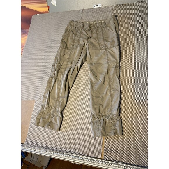 Calvin Klein‎ Women's Cropped Cargo Shorts Size 8 - Picture 3 of 6